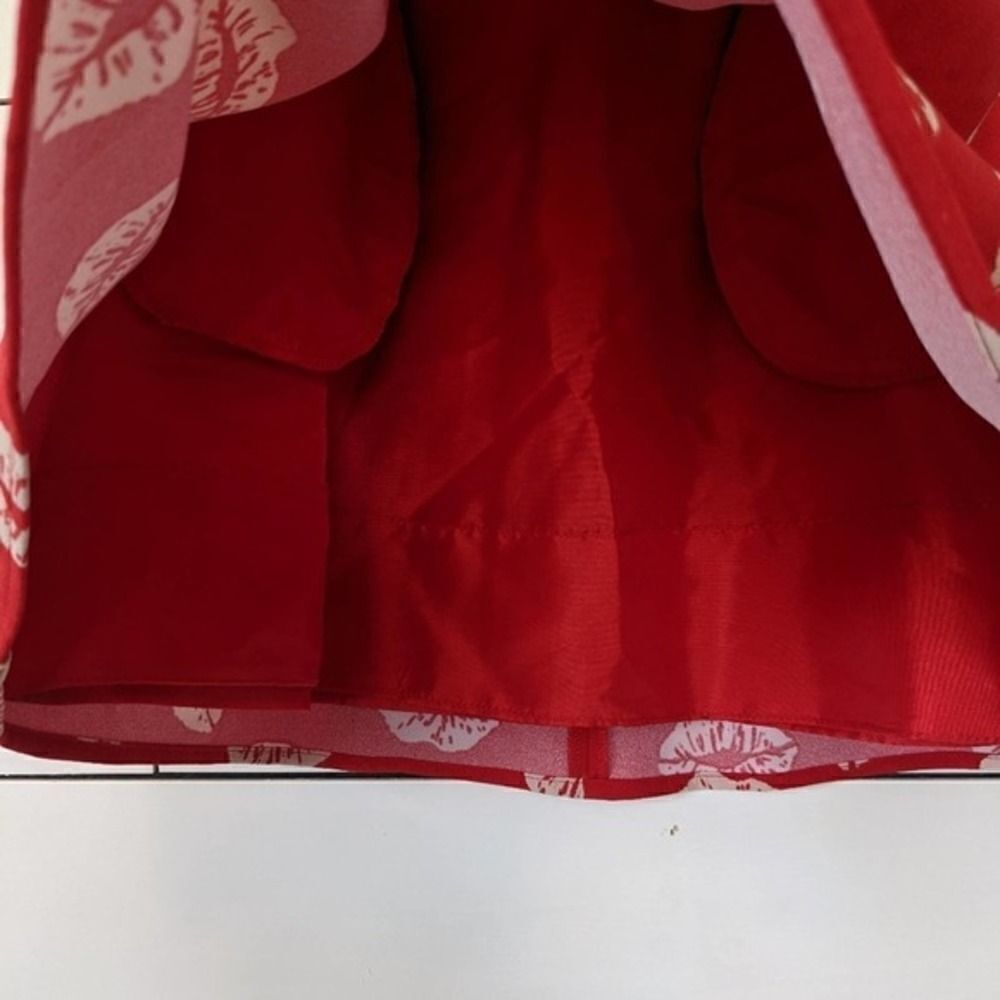 Sam Edelman Red Kiss Pattern Pocket Mini Skirt 2 - Picture 5 of 6